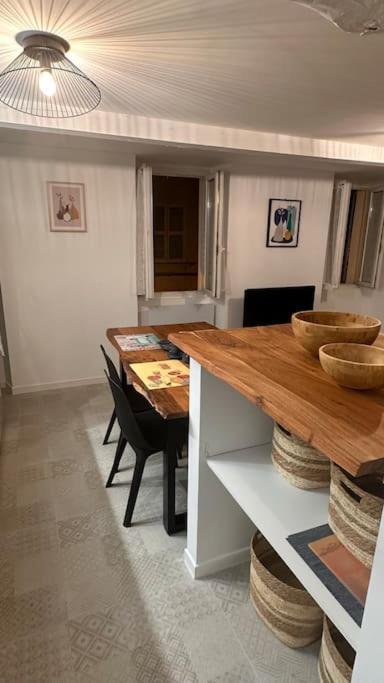 Appartement Cosy A Collobrières Extérieur photo